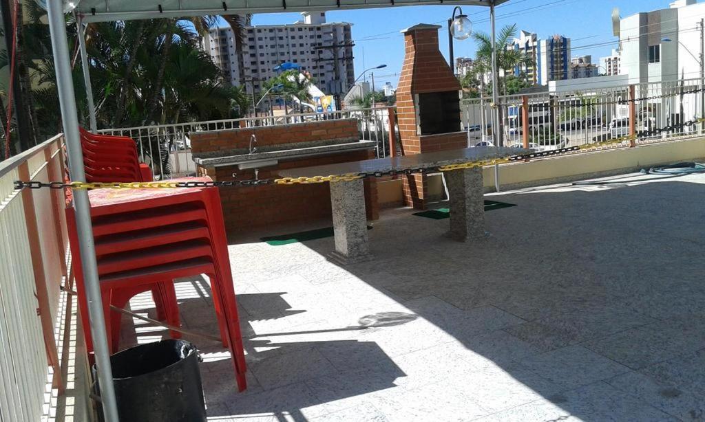 Caldas Novas - Go - Apartamento Parque Das Aguas Quentes Bloco 1 - Em Frente Clube Prive Exterior photo